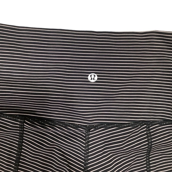 Lululemon Wunder Under Sz 4 Crop High-Rise *Roll Down Scallop Luxtreme 23" - Picture 10 of 13